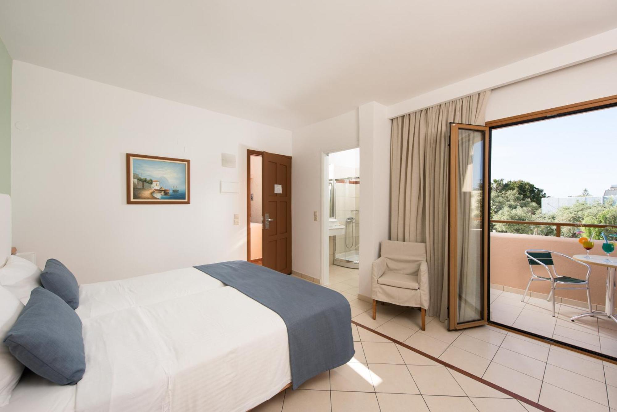 Sirios Village Hotel & Bungalows カト・ダラトソ エクステリア 写真