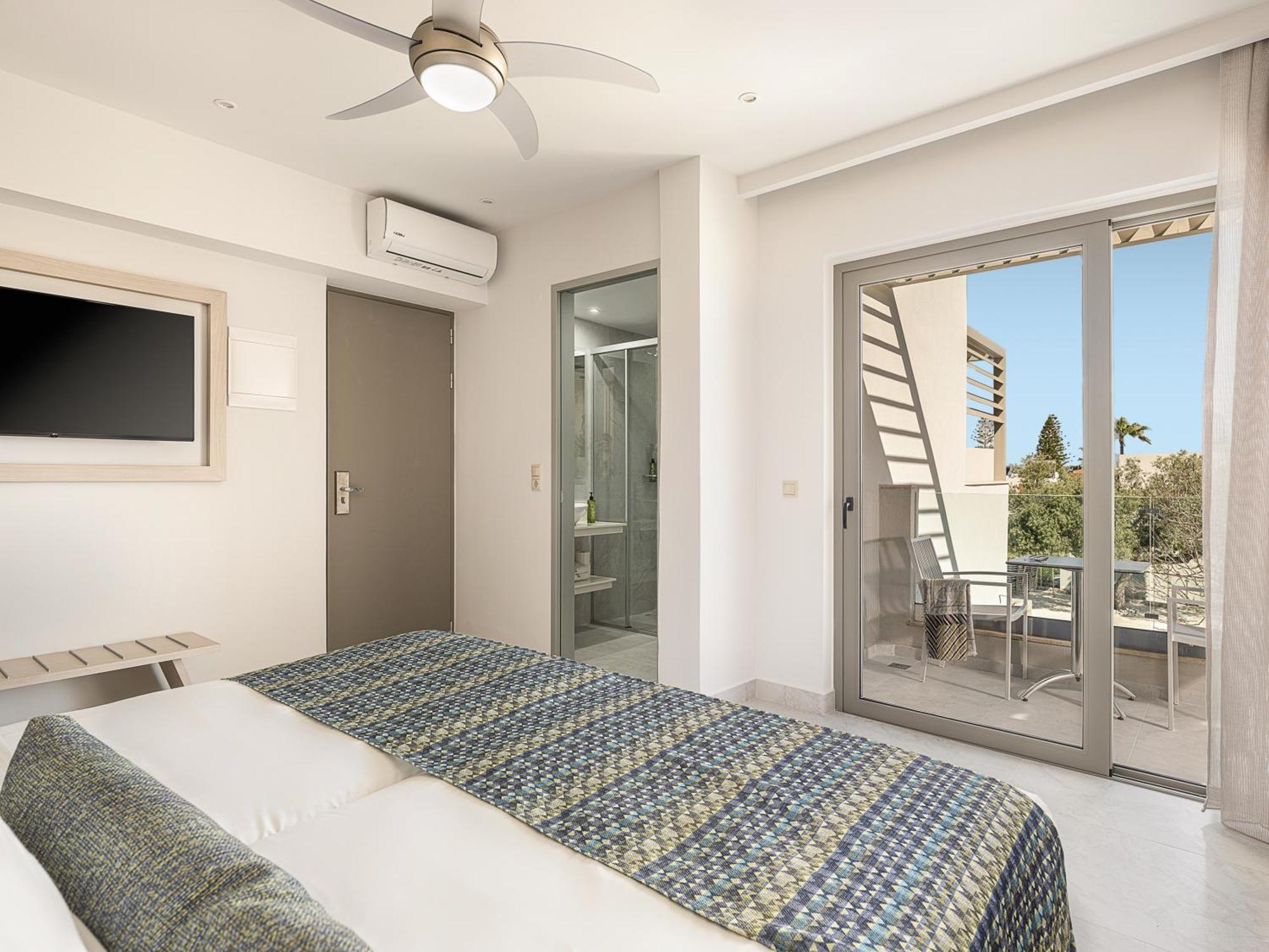 Sirios Village Hotel & Bungalows カト・ダラトソ エクステリア 写真