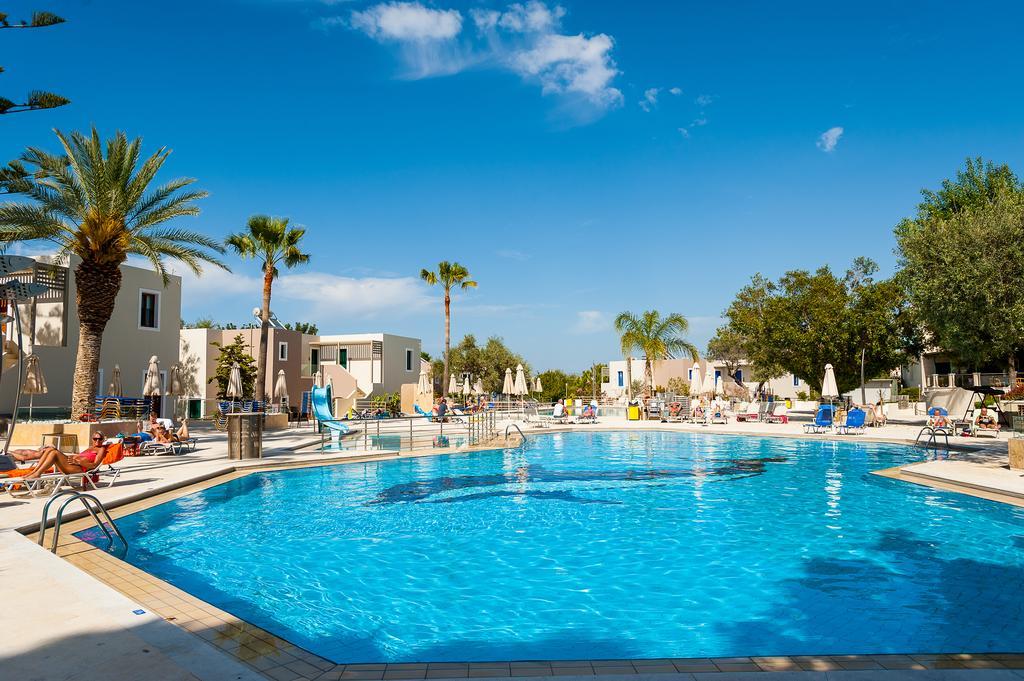 Sirios Village Hotel & Bungalows カト・ダラトソ エクステリア 写真